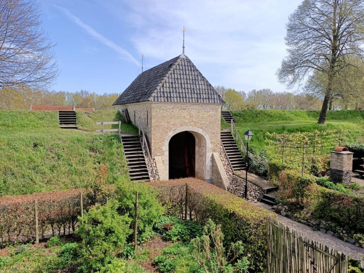Bij De Friesche Poort Bed & Breakfast Bourtange Eksteriør bilde